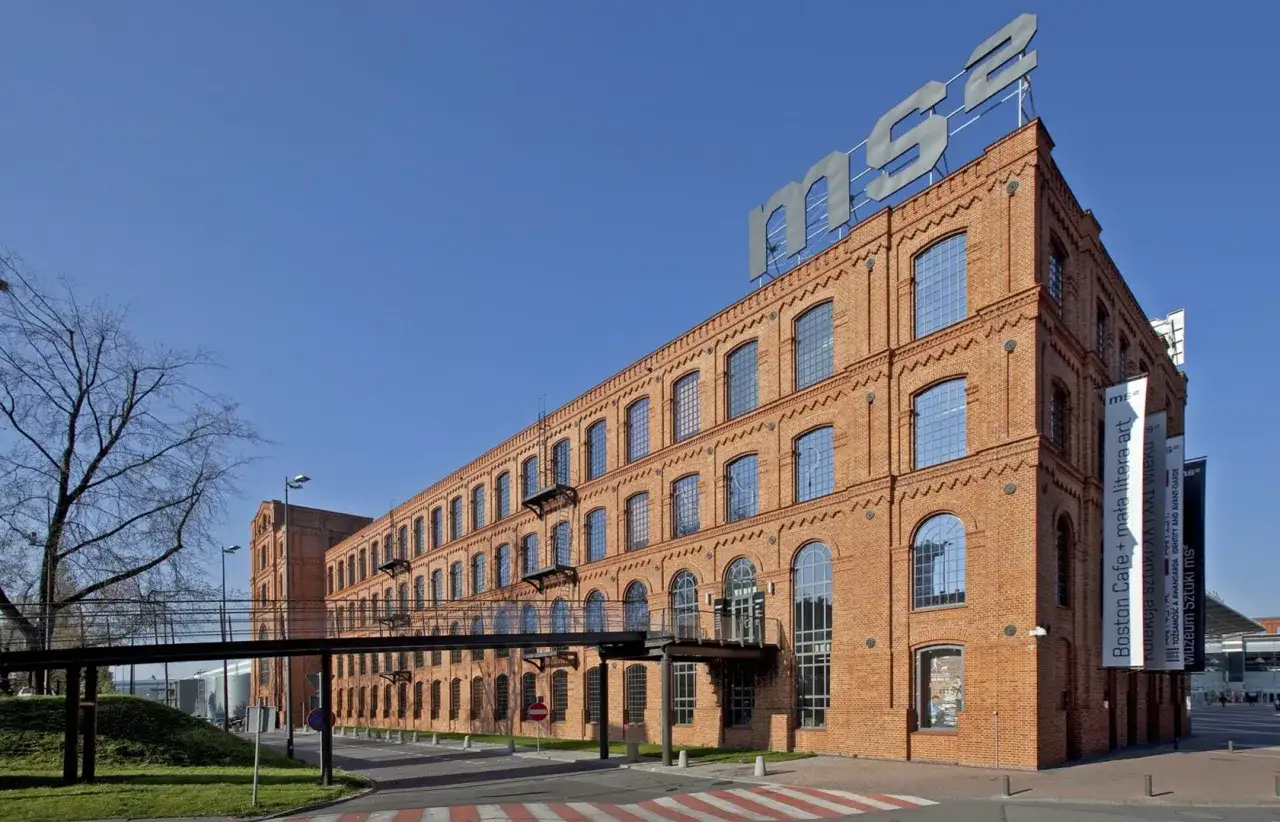 Muzeum sztuki nowoczesnej Łódź - odkryj fascynującą historię i wystawy
